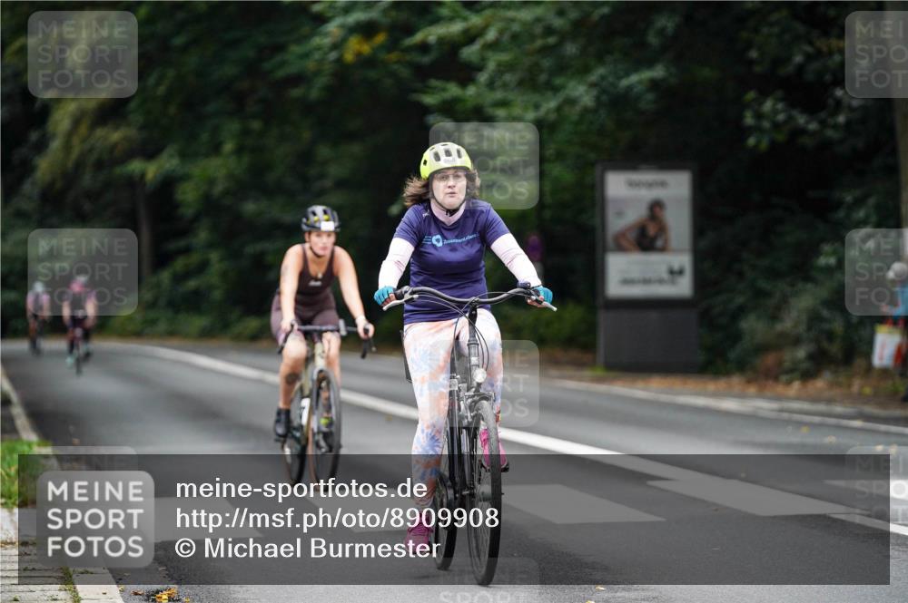 14.09.2025 - Stadtparktriathlon Michael Burmester http://msf.ph/oto/8909908 14.09.2025 10:22:47 Radfahren 541, 553, 568, 584, 591, 646, 716 meine-sportfotos.de