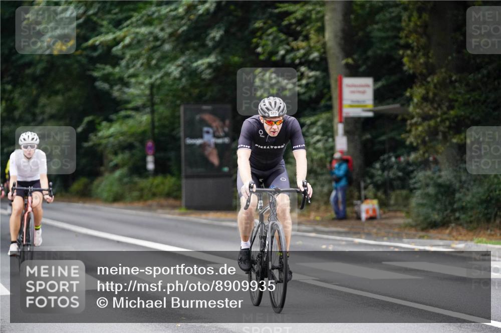 14.09.2025 - Stadtparktriathlon Michael Burmester http://msf.ph/oto/8909935 14.09.2025 10:23:27 Radfahren 517, 555, 573, 587, 607, 615, 624, 626, 642, 647, 706 meine-sportfotos.de