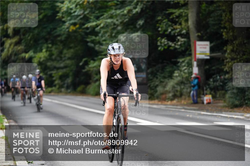 14.09.2025 - Stadtparktriathlon Michael Burmester http://msf.ph/oto/8909942 14.09.2025 10:23:31 Radfahren 517, 555, 573, 587, 607, 608, 618, 624, 626, 642, 647, 706 meine-sportfotos.de