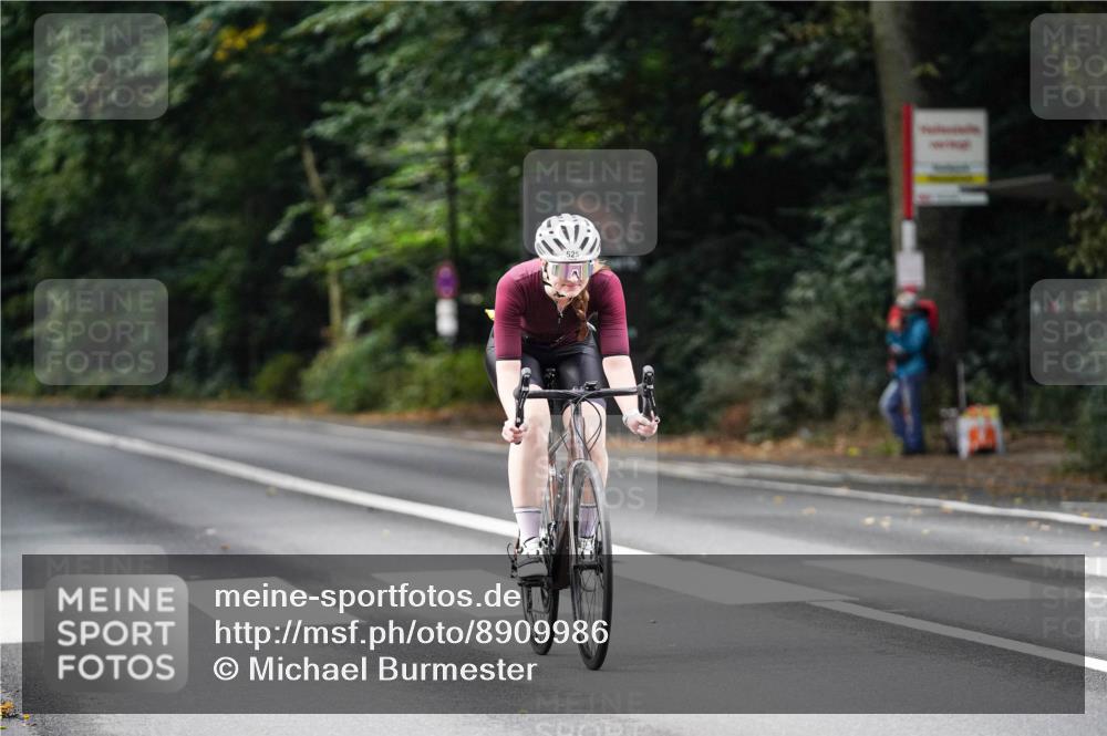 14.09.2025 - Stadtparktriathlon Michael Burmester http://msf.ph/oto/8909986 14.09.2025 10:24:51 Radfahren 511, 525, 536, 580, 663, 668 meine-sportfotos.de