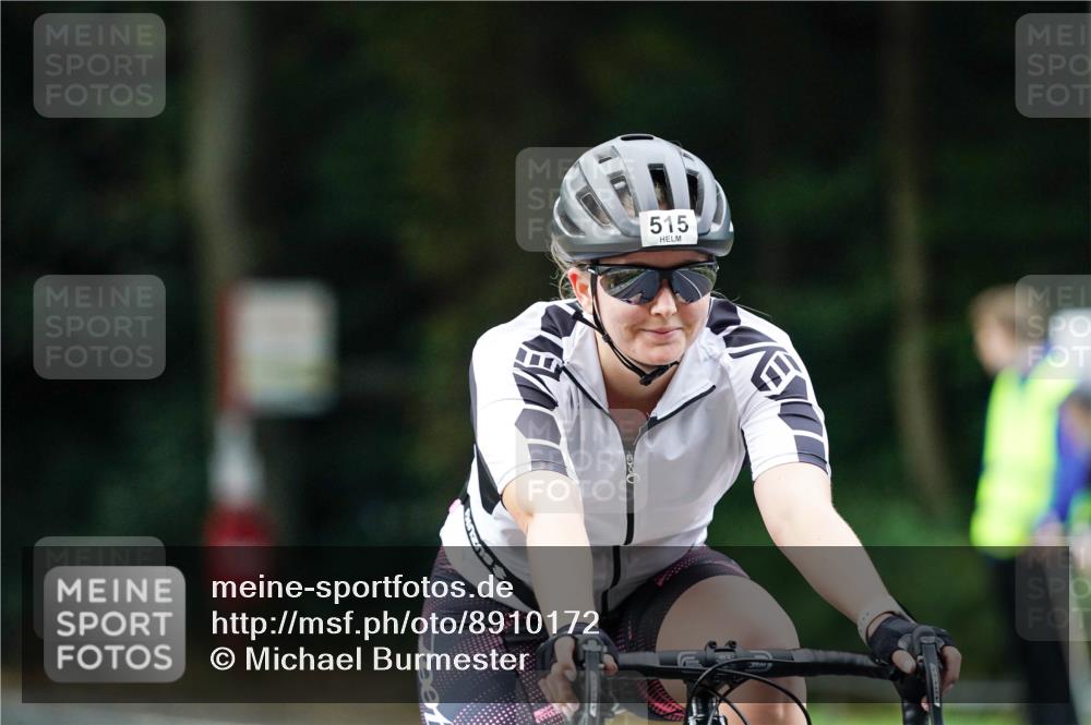 14.09.2025 - Stadtparktriathlon Michael Burmester http://msf.ph/oto/8910172 14.09.2025 10:30:17 Radfahren 509, 515, 590, 637, 704 meine-sportfotos.de
