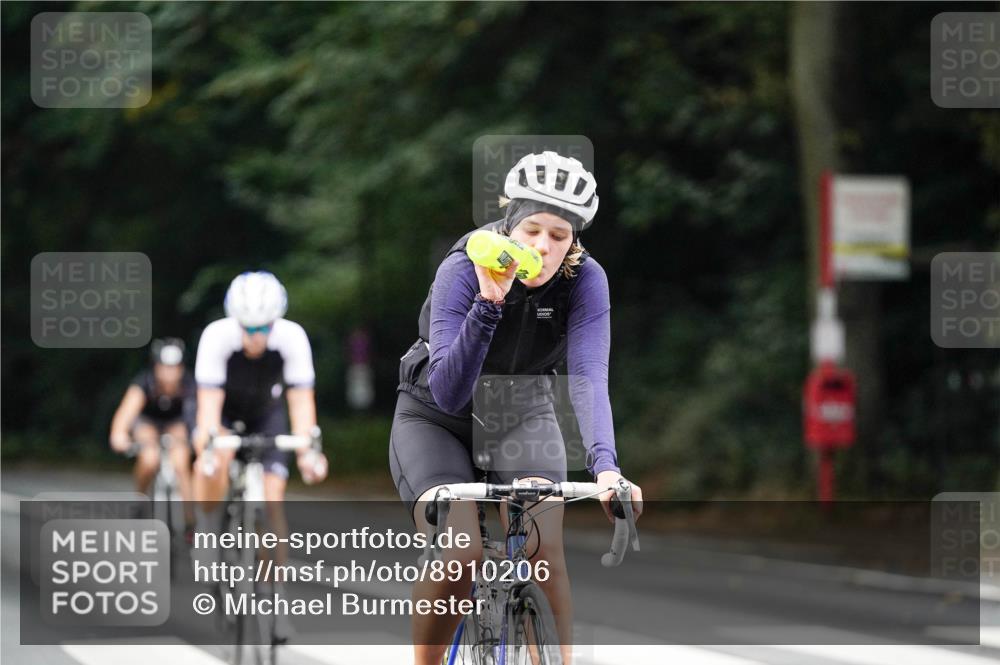 14.09.2025 - Stadtparktriathlon Michael Burmester http://msf.ph/oto/8910206 14.09.2025 10:31:05 Radfahren 521, 533, 546, 624, 636, 687, 706, 712, 714 meine-sportfotos.de