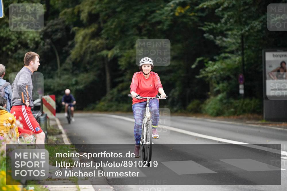 14.09.2025 - Stadtparktriathlon Michael Burmester http://msf.ph/oto/8910219 14.09.2025 10:31:22 Radfahren 599, 650 meine-sportfotos.de