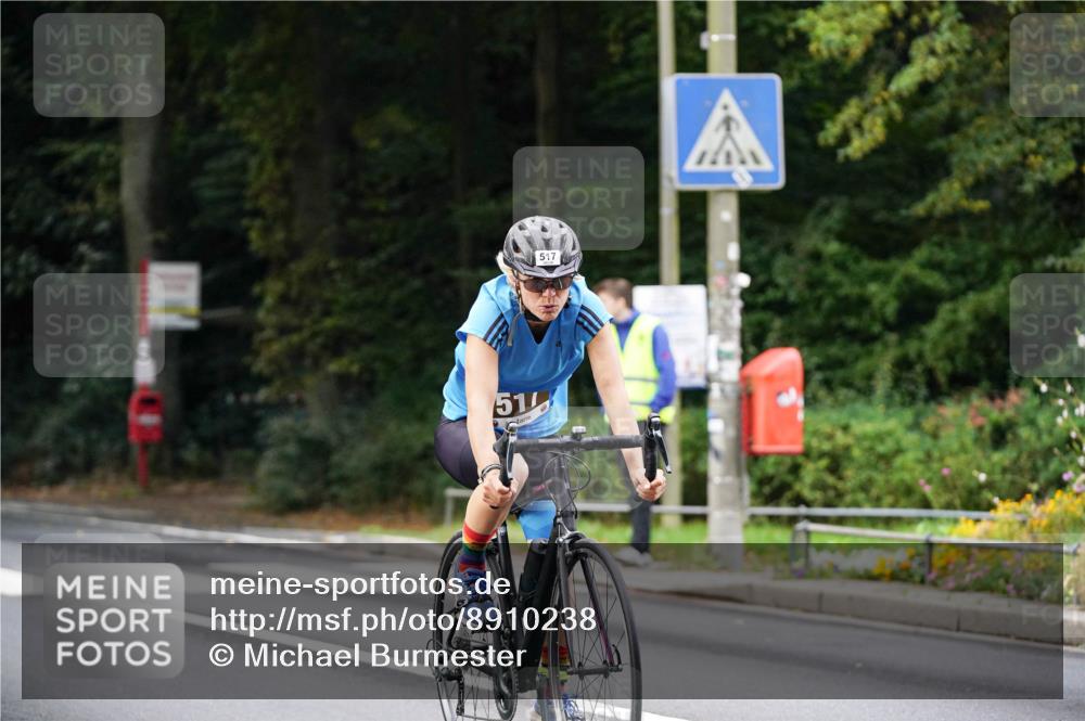 14.09.2025 - Stadtparktriathlon Michael Burmester http://msf.ph/oto/8910238 14.09.2025 10:32:05 Radfahren 517, 528, 654, 716, 763 meine-sportfotos.de