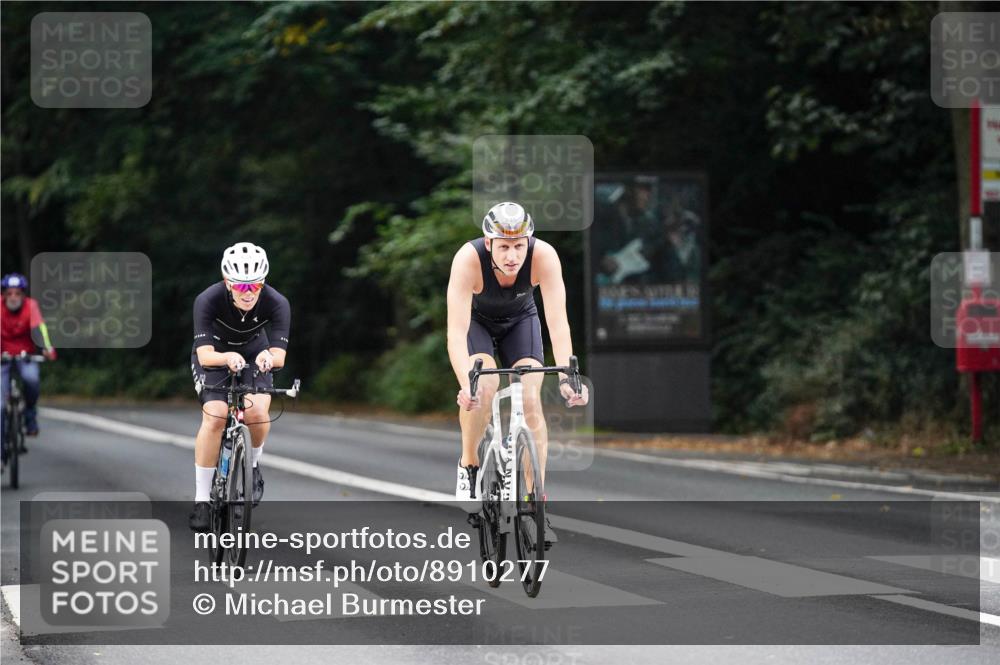 14.09.2025 - Stadtparktriathlon Michael Burmester http://msf.ph/oto/8910277 14.09.2025 10:33:48 Radfahren 557, 638, 641, 665, 674, 735 meine-sportfotos.de