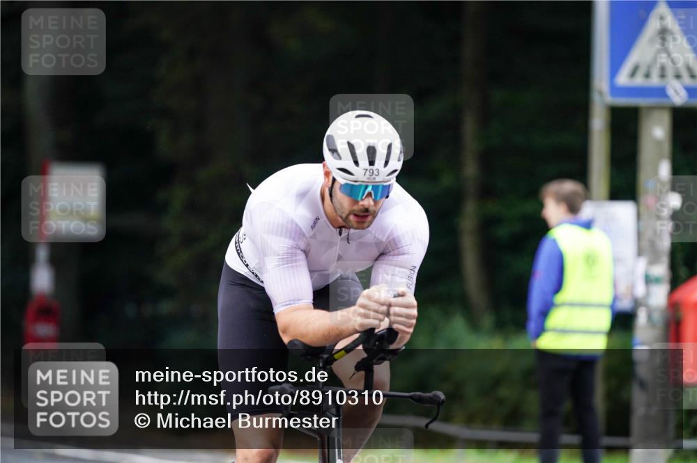 14.09.2025 - Stadtparktriathlon Michael Burmester http://msf.ph/oto/8910310 14.09.2025 10:34:56 Radfahren 511, 568, 659, 664, 749, 793 meine-sportfotos.de