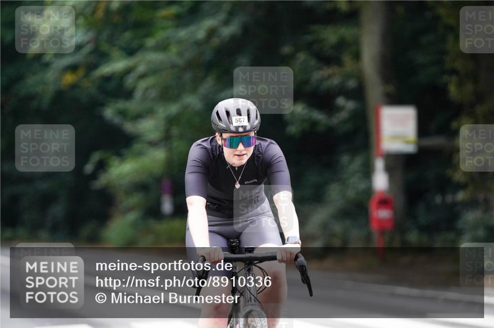 14.09.2025 - Stadtparktriathlon Michael Burmester http://msf.ph/oto/8910336 14.09.2025 10:35:56 Radfahren 513, 567, 631 meine-sportfotos.de