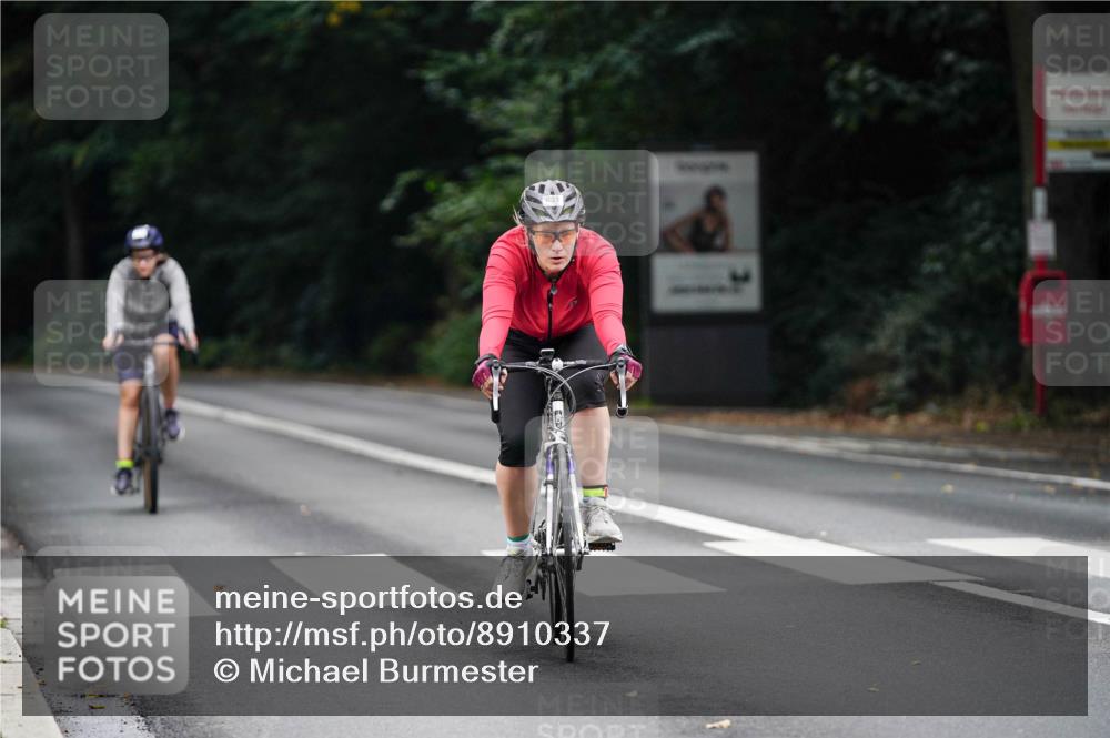 14.09.2025 - Stadtparktriathlon Michael Burmester http://msf.ph/oto/8910337 14.09.2025 10:36:00 Radfahren 513, 567, 631 meine-sportfotos.de
