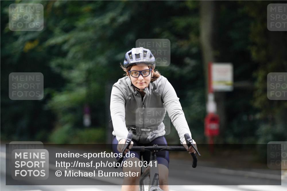 14.09.2025 - Stadtparktriathlon Michael Burmester http://msf.ph/oto/8910341 14.09.2025 10:36:04 Radfahren 513, 631, 770 meine-sportfotos.de