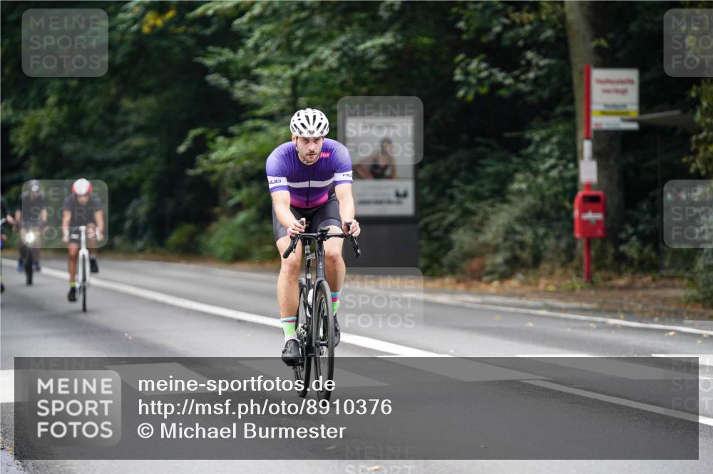 14.09.2025 - Stadtparktriathlon Michael Burmester http://msf.ph/oto/8910376 14.09.2025 10:36:56 Radfahren 588, 622, 694, 752, 764, 783, 788, 798, 811 meine-sportfotos.de