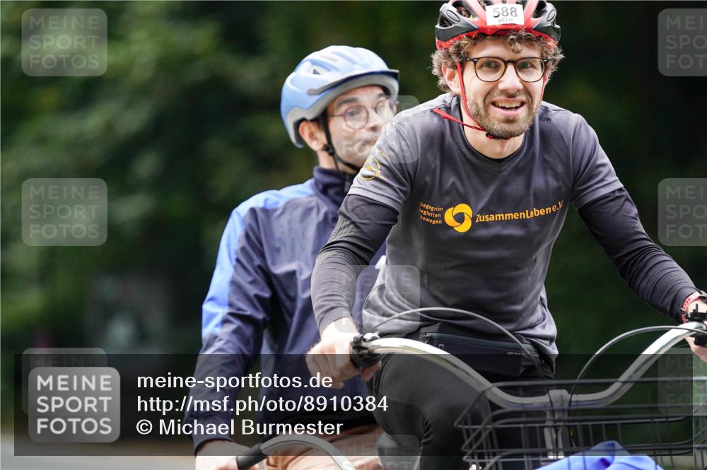 14.09.2025 - Stadtparktriathlon Michael Burmester http://msf.ph/oto/8910384 14.09.2025 10:37:03 Radfahren 518, 588, 622, 737, 752, 788 meine-sportfotos.de