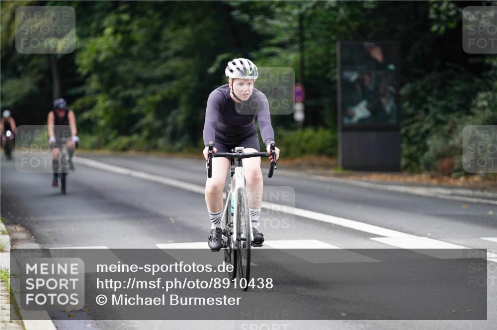 14.09.2025 - Stadtparktriathlon Michael Burmester http://msf.ph/oto/8910438 14.09.2025 10:38:28 Radfahren 700, 704, 800 meine-sportfotos.de