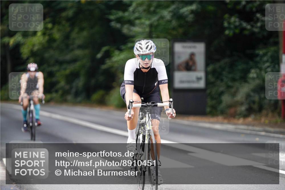 14.09.2025 - Stadtparktriathlon Michael Burmester http://msf.ph/oto/8910451 14.09.2025 10:38:46 Radfahren 581, 624, 687, 699, 766, 779 meine-sportfotos.de