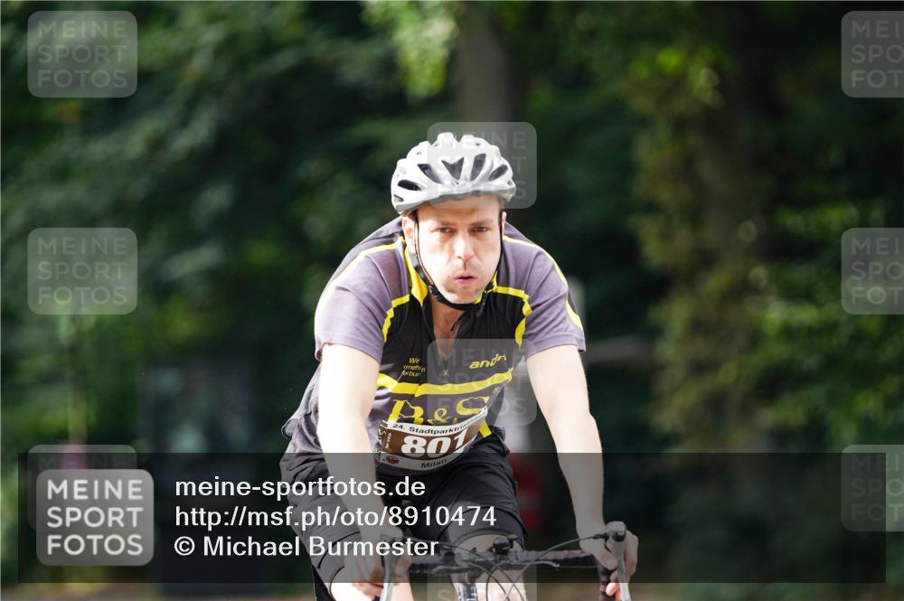 14.09.2025 - Stadtparktriathlon Michael Burmester http://msf.ph/oto/8910474 14.09.2025 10:39:19 Radfahren 515, 637, 758, 786, 801 meine-sportfotos.de