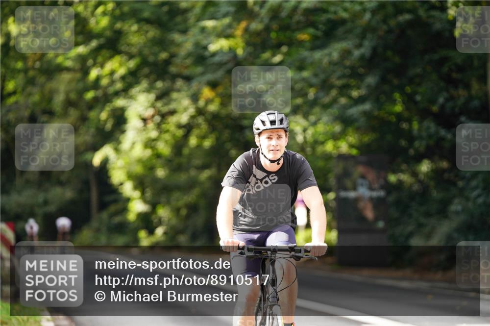 14.09.2025 - Stadtparktriathlon Michael Burmester http://msf.ph/oto/8910517 14.09.2025 10:41:16 Radfahren 746, 771, 778, 791 meine-sportfotos.de