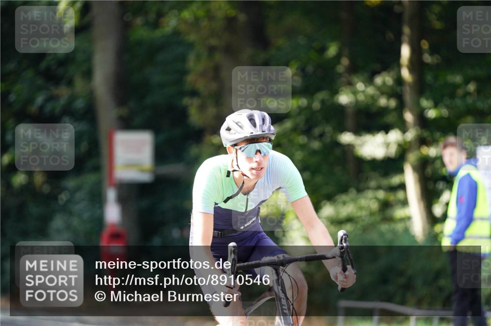 14.09.2025 - Stadtparktriathlon Michael Burmester http://msf.ph/oto/8910546 14.09.2025 10:45:26 Radfahren 639, 648, 685, 723, 730, 748 meine-sportfotos.de
