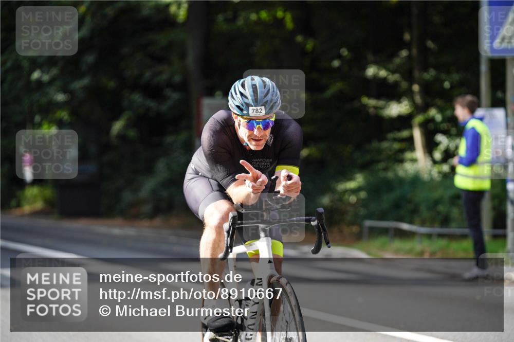 14.09.2025 - Stadtparktriathlon Michael Burmester http://msf.ph/oto/8910667 14.09.2025 10:50:44 Radfahren 659, 676, 737, 739, 753, 782 meine-sportfotos.de