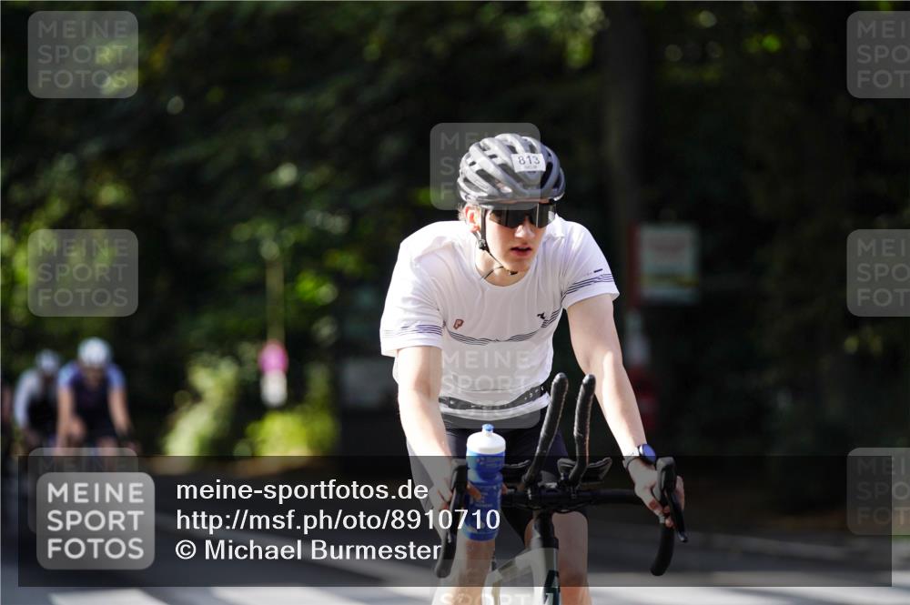 14.09.2025 - Stadtparktriathlon Michael Burmester http://msf.ph/oto/8910710 14.09.2025 10:52:09 Radfahren 661, 720, 759, 772, 785, 797, 799, 813 meine-sportfotos.de