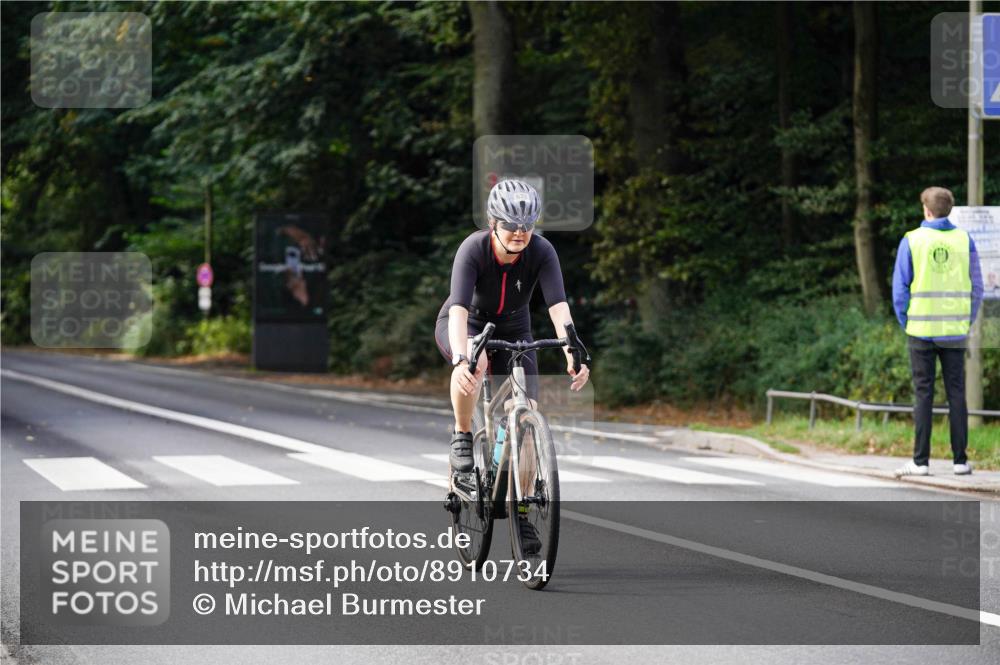 14.09.2025 - Stadtparktriathlon Michael Burmester http://msf.ph/oto/8910734 14.09.2025 10:52:28 Radfahren 633, 655, 663, 677, 748, 800 meine-sportfotos.de
