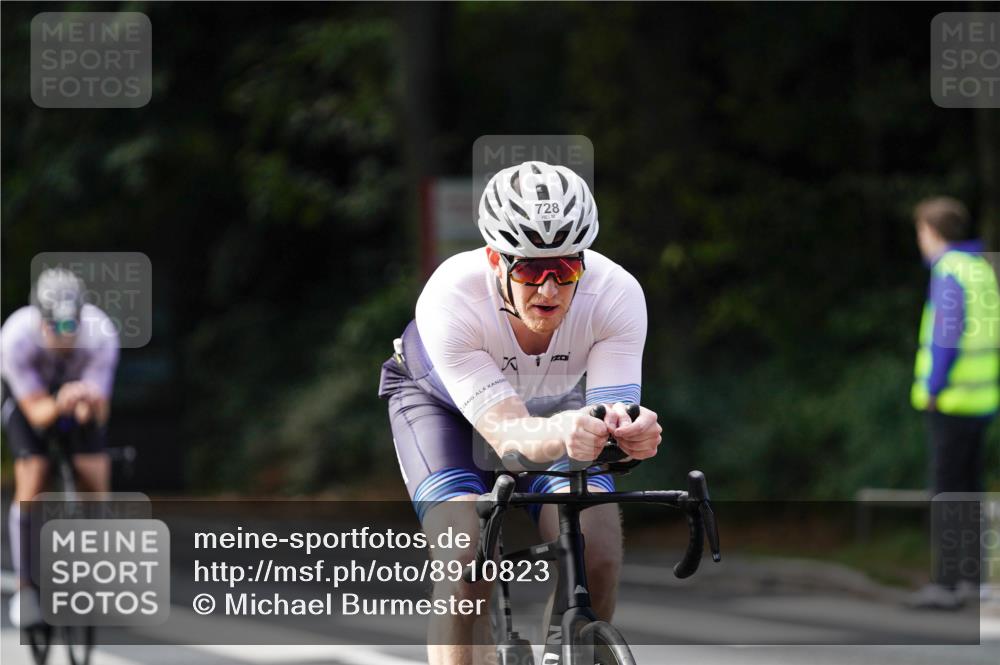 14.09.2025 - Stadtparktriathlon Michael Burmester http://msf.ph/oto/8910823 14.09.2025 10:54:50 Radfahren 627, 636, 687, 700, 702, 704, 728, 736, 780, 787, 790, 825, 901 meine-sportfotos.de