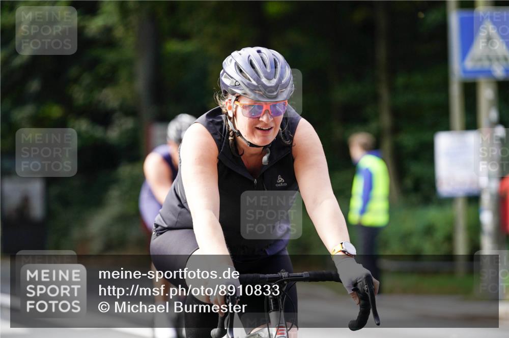14.09.2025 - Stadtparktriathlon Michael Burmester http://msf.ph/oto/8910833 14.09.2025 10:54:56 Radfahren 636, 687, 700, 704, 728, 780, 786, 787, 790, 825, 901 meine-sportfotos.de