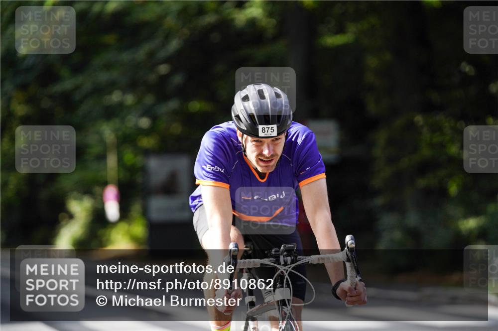 14.09.2025 - Stadtparktriathlon Michael Burmester http://msf.ph/oto/8910862 14.09.2025 10:55:26 Radfahren 762, 770, 842, 875 meine-sportfotos.de