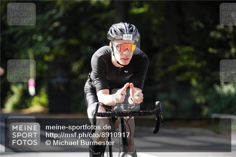 14.09.2025 - Stadtparktriathlon Michael Burmester http://msf.ph/oto/8910917 14.09.2025 10:56:39 Radfahren 763, 771, 774, 776, 778, 788, 803, 811, 849 meine-sportfotos.de