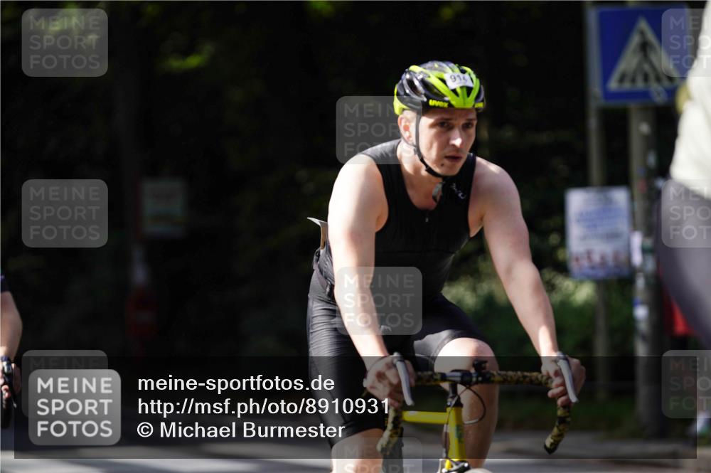 14.09.2025 - Stadtparktriathlon Michael Burmester http://msf.ph/oto/8910931 14.09.2025 10:56:50 Radfahren 697, 746, 755, 764, 767, 771, 776, 783, 796, 807, 811, 817, 914 meine-sportfotos.de