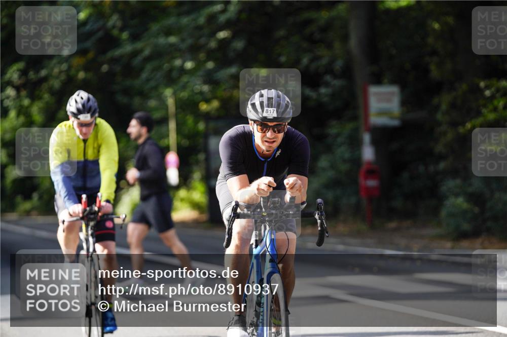 14.09.2025 - Stadtparktriathlon Michael Burmester http://msf.ph/oto/8910937 14.09.2025 10:56:54 Radfahren 697, 746, 755, 764, 767, 783, 796, 798, 807, 817, 909, 914 meine-sportfotos.de
