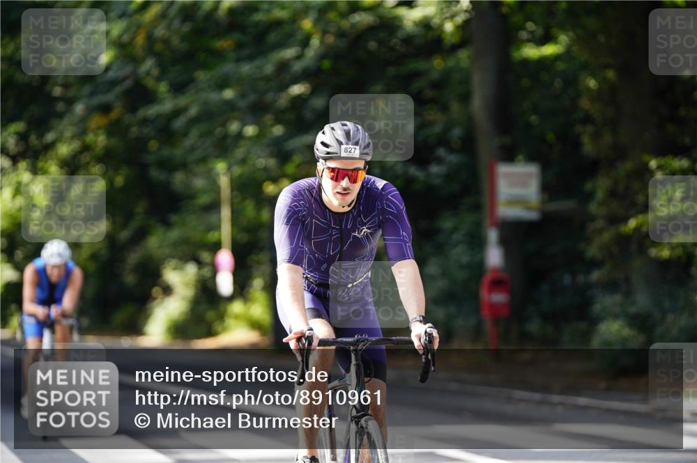14.09.2025 - Stadtparktriathlon Michael Burmester http://msf.ph/oto/8910961 14.09.2025 10:57:31 Radfahren 638, 753, 777, 827, 833, 867, 905 meine-sportfotos.de