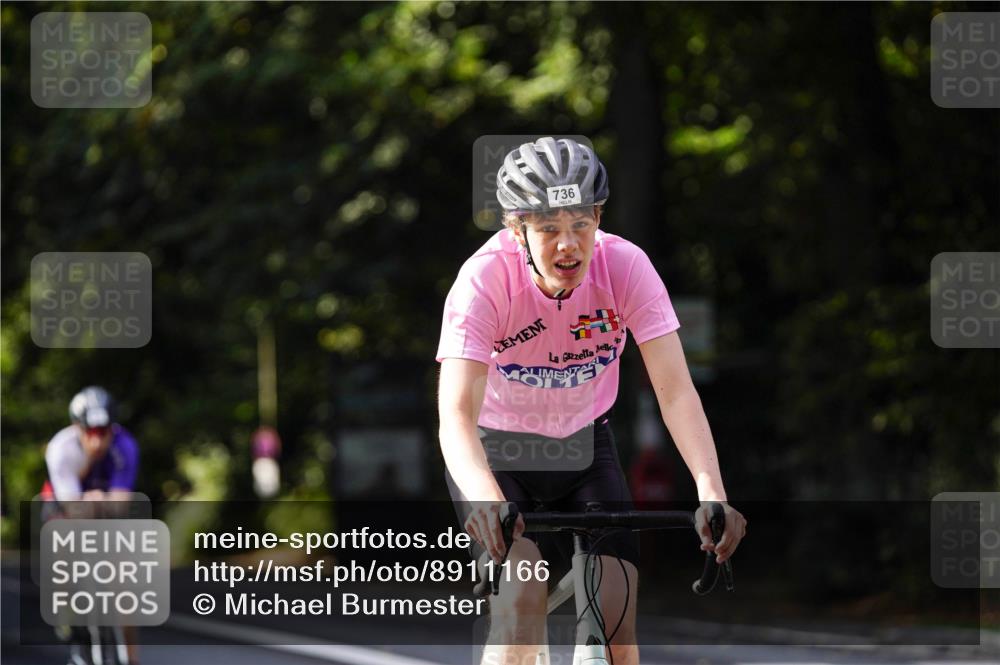 14.09.2025 - Stadtparktriathlon Michael Burmester http://msf.ph/oto/8911166 14.09.2025 11:02:01 Radfahren 736, 779, 790, 815, 822, 842, 854, 868, 900 meine-sportfotos.de