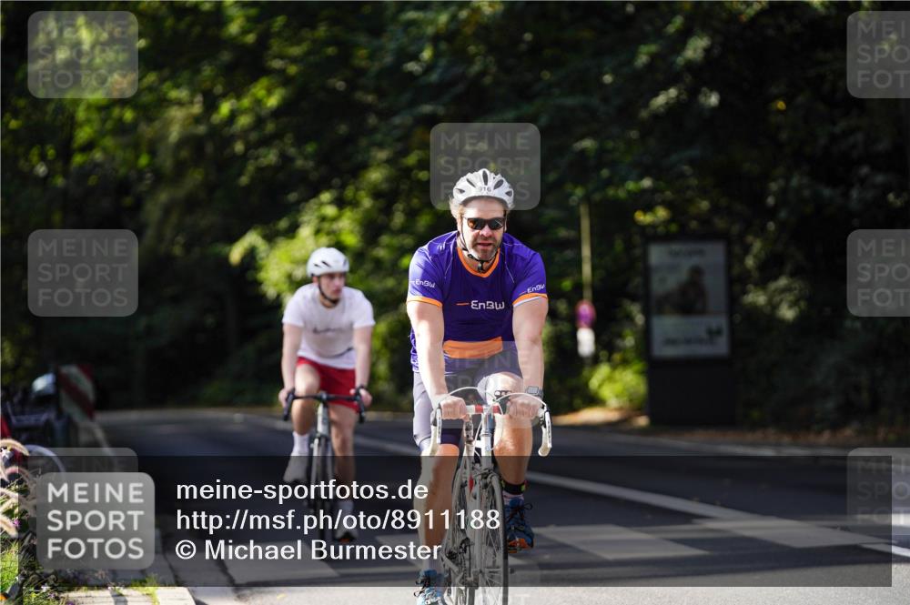14.09.2025 - Stadtparktriathlon Michael Burmester http://msf.ph/oto/8911188 14.09.2025 11:02:24 Radfahren 682, 732, 761, 890, 916 meine-sportfotos.de