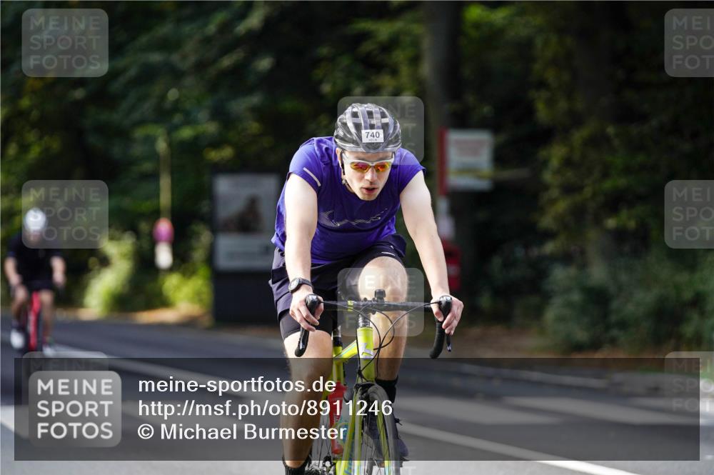 14.09.2025 - Stadtparktriathlon Michael Burmester http://msf.ph/oto/8911246 14.09.2025 11:03:51 Radfahren 721, 740, 765, 781, 798, 909 meine-sportfotos.de