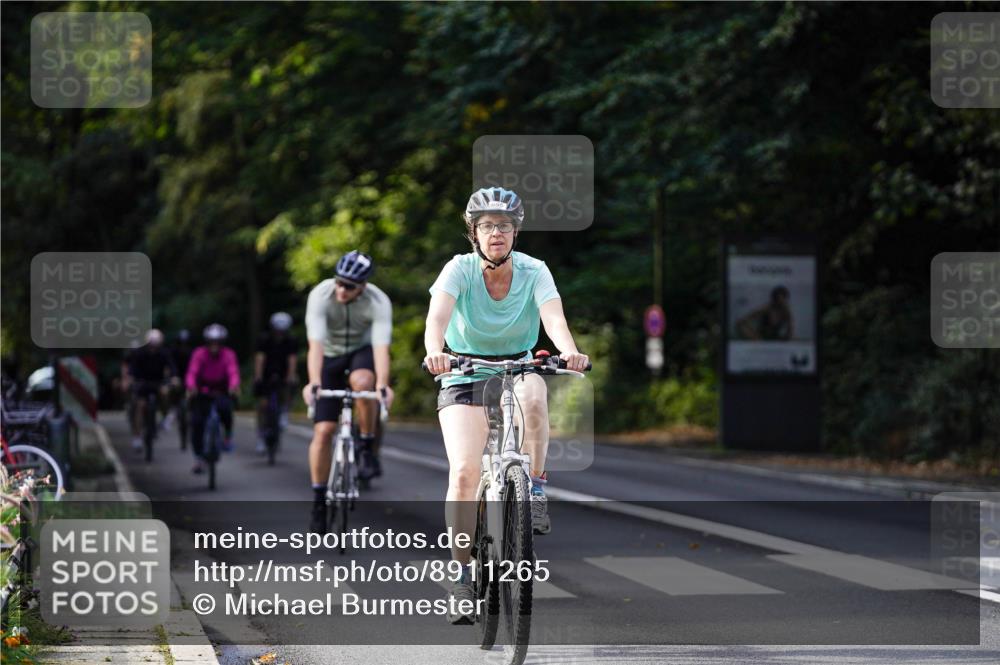 14.09.2025 - Stadtparktriathlon Michael Burmester http://msf.ph/oto/8911265 14.09.2025 11:04:14 Radfahren 628, 655, 671, 686, 755, 774, 778, 802, 803, 818, 914 meine-sportfotos.de
