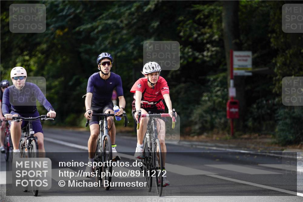 14.09.2025 - Stadtparktriathlon Michael Burmester http://msf.ph/oto/8911272 14.09.2025 11:04:20 Radfahren 628, 655, 671, 686, 755, 771, 774, 802, 803, 818, 857 meine-sportfotos.de
