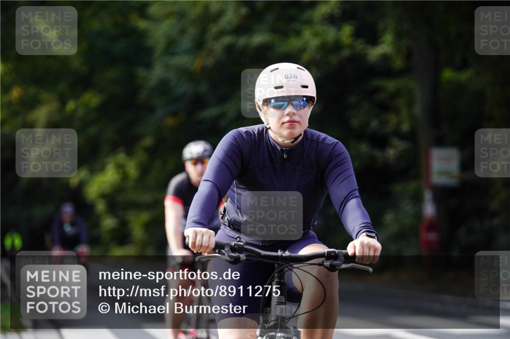 14.09.2025 - Stadtparktriathlon Michael Burmester http://msf.ph/oto/8911275 14.09.2025 11:04:22 Radfahren 628, 671, 686, 771, 774, 802, 803, 818, 857 meine-sportfotos.de