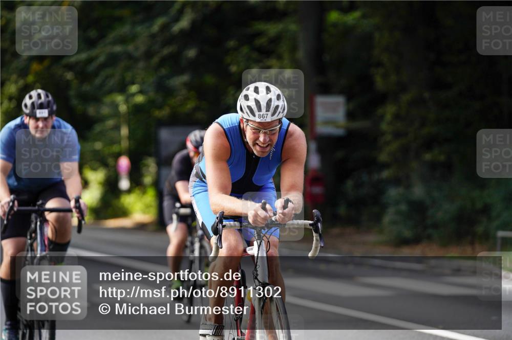 14.09.2025 - Stadtparktriathlon Michael Burmester http://msf.ph/oto/8911302 14.09.2025 11:05:10 Radfahren 776, 833, 841, 852, 867, 891, 919 meine-sportfotos.de