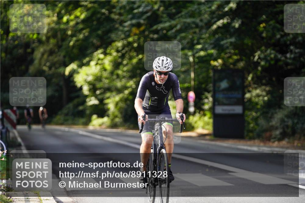14.09.2025 - Stadtparktriathlon Michael Burmester http://msf.ph/oto/8911328 14.09.2025 11:05:36 Radfahren 837, 850, 872 meine-sportfotos.de
