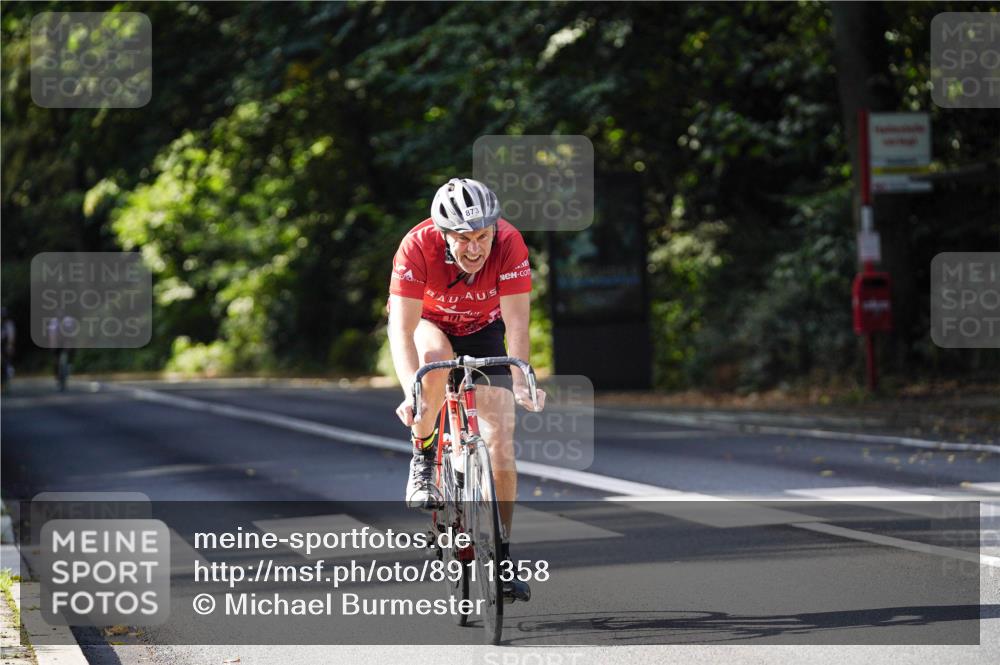 14.09.2025 - Stadtparktriathlon Michael Burmester http://msf.ph/oto/8911358 14.09.2025 11:06:26 Radfahren 791, 800, 873, 889, 917 meine-sportfotos.de