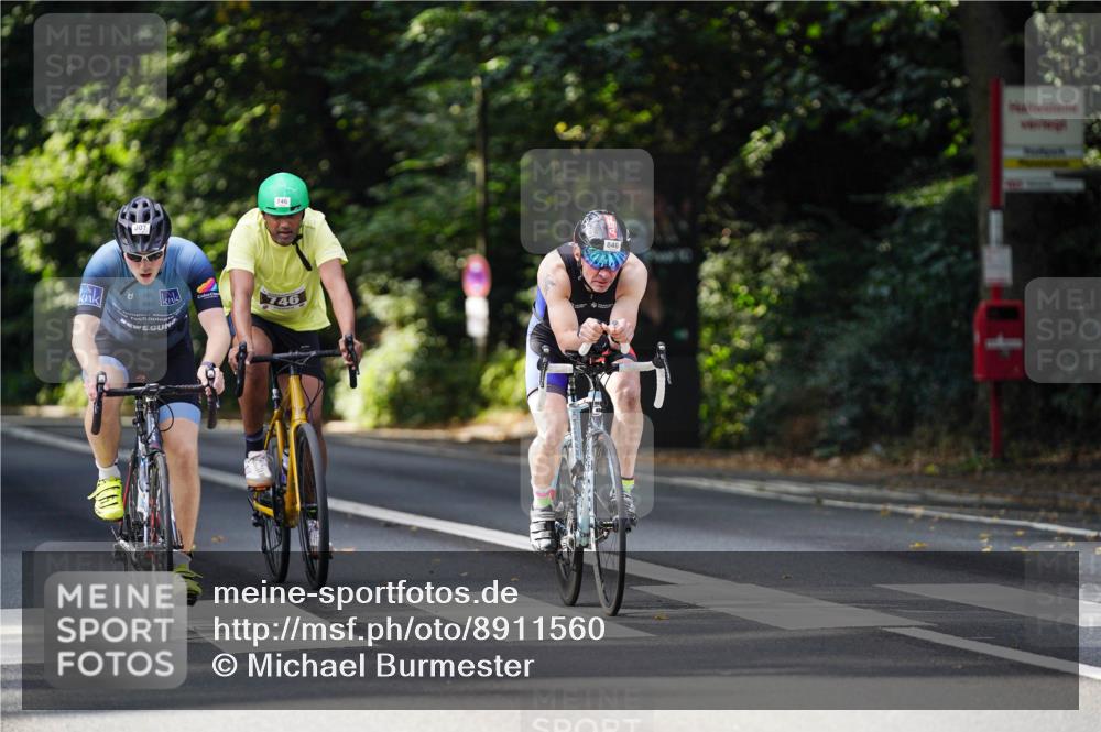 14.09.2025 - Stadtparktriathlon Michael Burmester http://msf.ph/oto/8911560 14.09.2025 11:12:22 Radfahren 734, 746, 801, 807, 818, 835, 846 meine-sportfotos.de