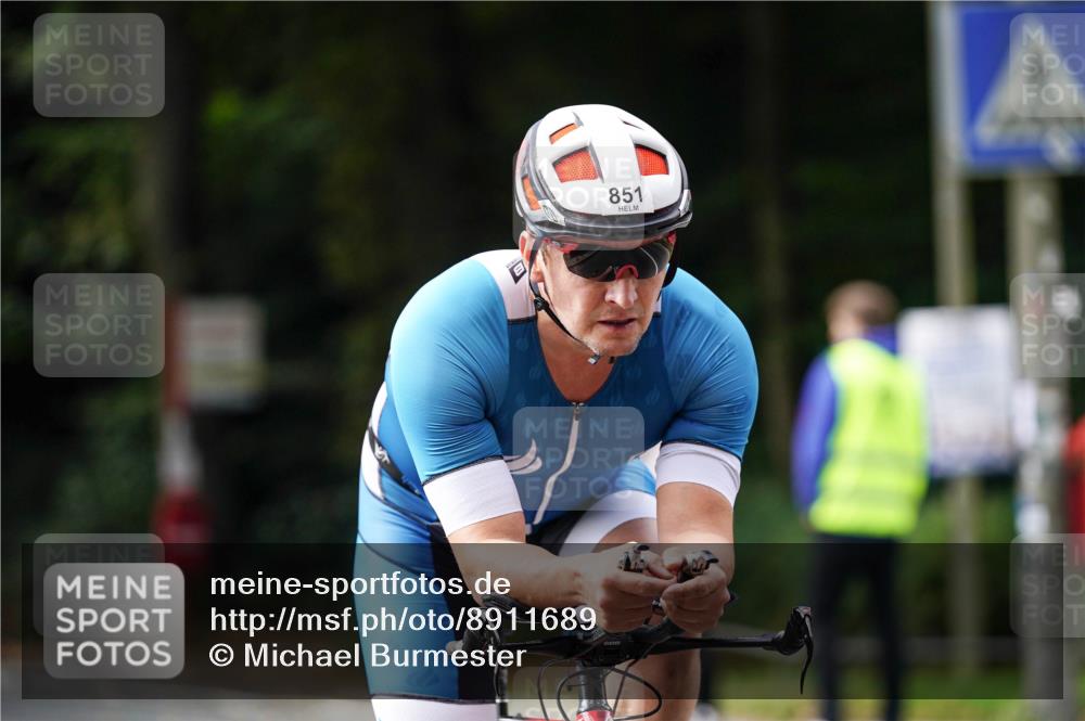 14.09.2025 - Stadtparktriathlon Michael Burmester http://msf.ph/oto/8911689 14.09.2025 11:16:21 Radfahren 655, 808, 831, 851, 876, 895, 943, 968 meine-sportfotos.de