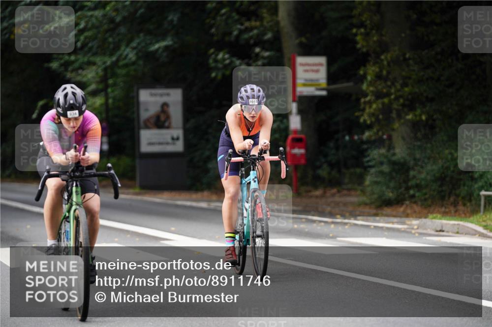 14.09.2025 - Stadtparktriathlon Michael Burmester http://msf.ph/oto/8911746 14.09.2025 11:18:37 Radfahren 724, 868, 932, 934, 935, 951, 976, 985, 993, 1015 meine-sportfotos.de