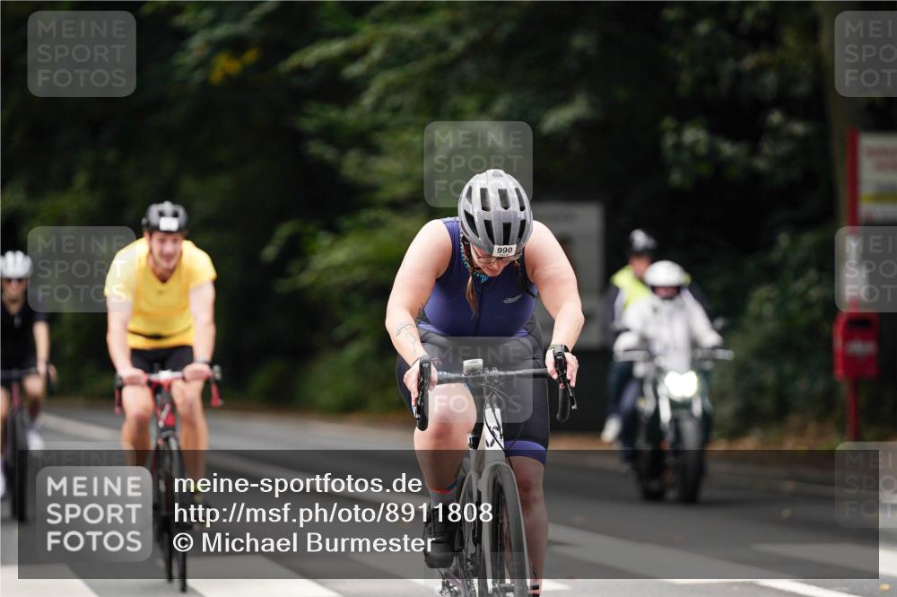 14.09.2025 - Stadtparktriathlon Michael Burmester http://msf.ph/oto/8911808 14.09.2025 11:20:03 Radfahren 841, 867, 925, 975, 984, 990 meine-sportfotos.de