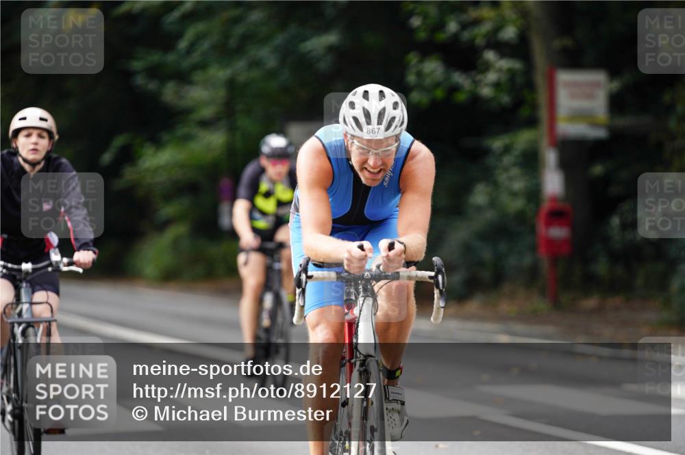 14.09.2025 - Stadtparktriathlon Michael Burmester http://msf.ph/oto/8912127 14.09.2025 11:27:26 Radfahren 838, 867, 874, 979, 996 meine-sportfotos.de