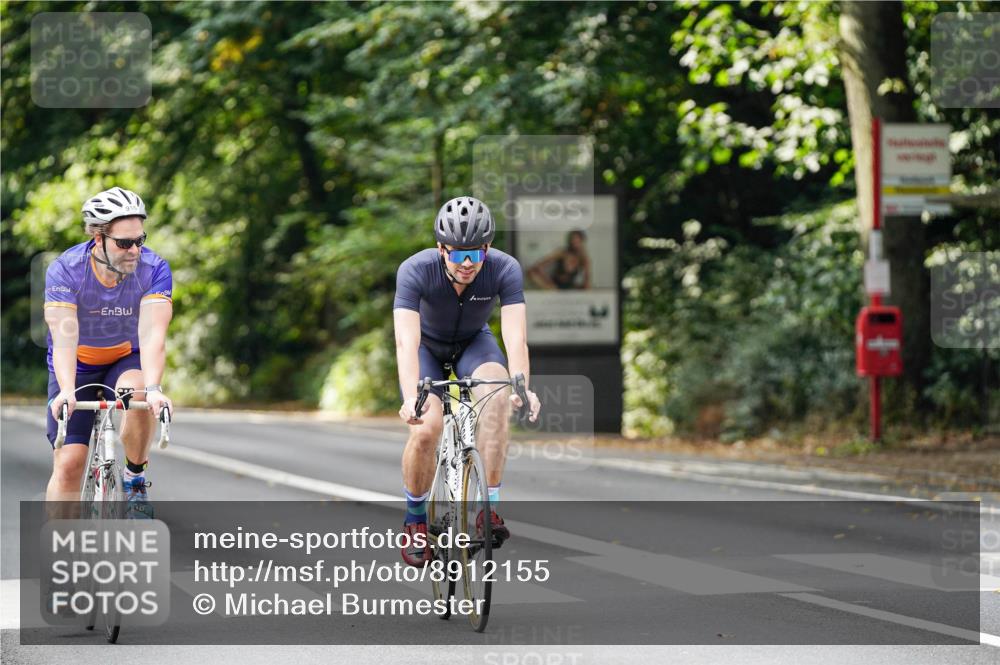 14.09.2025 - Stadtparktriathlon Michael Burmester http://msf.ph/oto/8912155 14.09.2025 11:27:58 Radfahren 848, 853, 890, 897, 916, 941, 1009 meine-sportfotos.de
