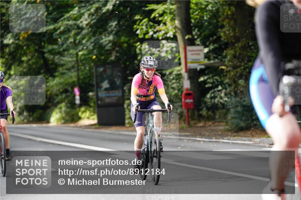 14.09.2025 - Stadtparktriathlon Michael Burmester http://msf.ph/oto/8912184 14.09.2025 11:28:46 Radfahren 871, 938, 973, 984, 989, 1018, 1019 meine-sportfotos.de