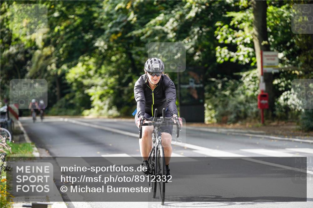14.09.2025 - Stadtparktriathlon Michael Burmester http://msf.ph/oto/8912332 14.09.2025 11:33:05 Radfahren 843, 970 meine-sportfotos.de