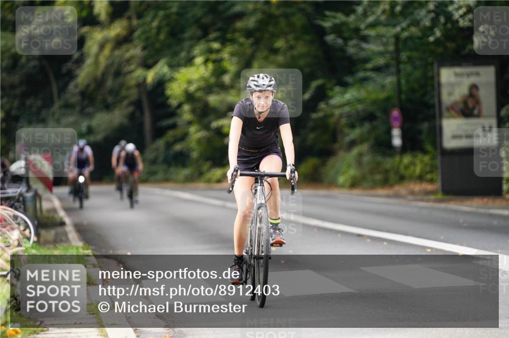 14.09.2025 - Stadtparktriathlon Michael Burmester http://msf.ph/oto/8912403 14.09.2025 11:35:08 Radfahren 868, 924, 961, 985, 1012, 1103 meine-sportfotos.de
