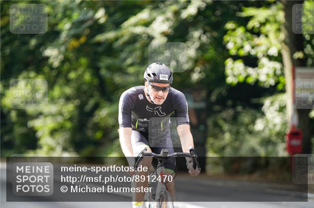 14.09.2025 - Stadtparktriathlon Michael Burmester http://msf.ph/oto/8912470 14.09.2025 11:36:49 Radfahren 916, 938, 973, 982, 1018, 1077, 1083 meine-sportfotos.de