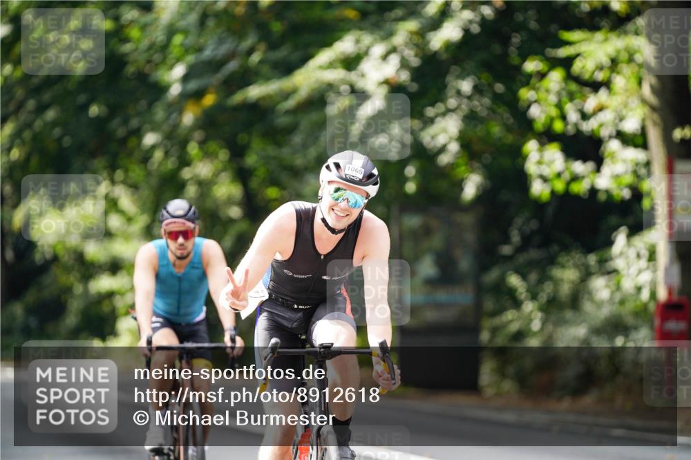 14.09.2025 - Stadtparktriathlon Michael Burmester http://msf.ph/oto/8912618 14.09.2025 11:40:23 Radfahren 968, 972, 1001, 1002, 1049, 1069 meine-sportfotos.de